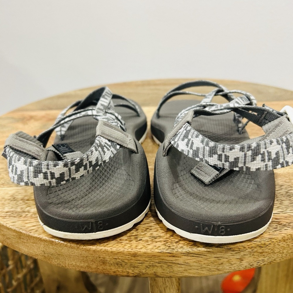 Chaco Women's Z/2 Classic gray white size 8 Euro 39 hiking - Picture 8 of 10